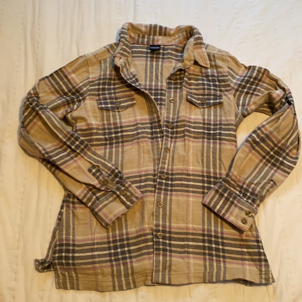 Patagonia organic cotton Fjord Flannel size 8 (medium)